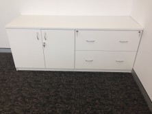 Special Credenza With 2 Hinged Doors And 2 Lateral File Units 1800 L X 600 W X 725 H